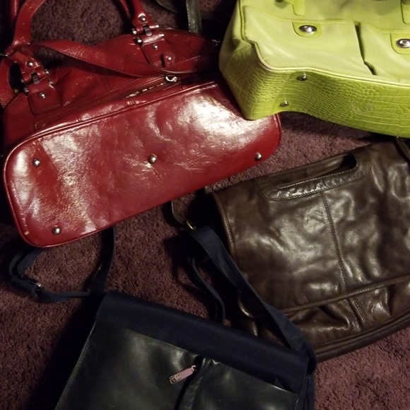 purses - Picture 1 of 7